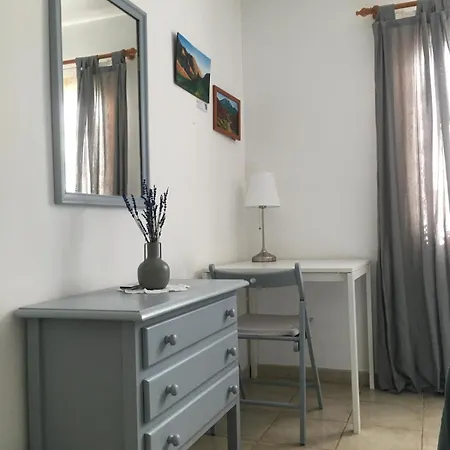 Familiar Con Piscina Con Wi Fi En Cristianos