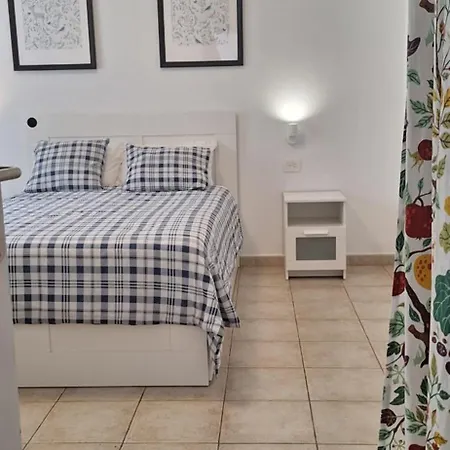 Familiar Con Piscina Con Wi Fi En Cristianos Apartment
