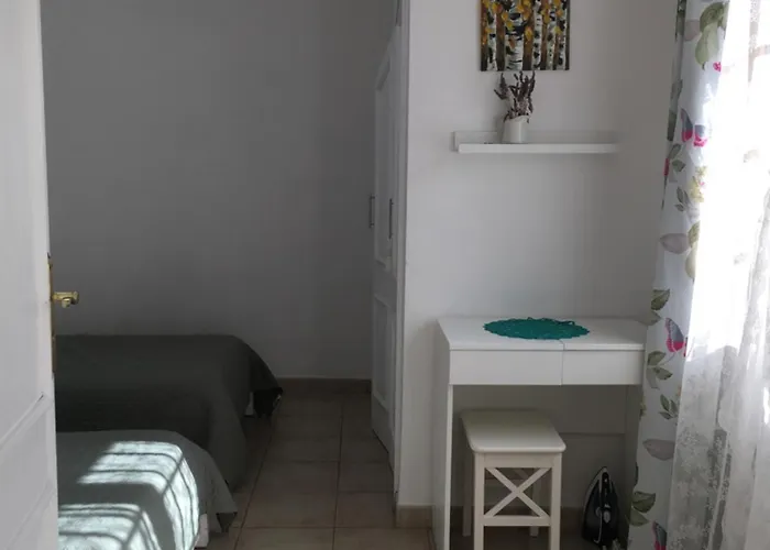 Familiar Con Piscina Con Wi Fi En Cristianos ロスクリスティアーノス