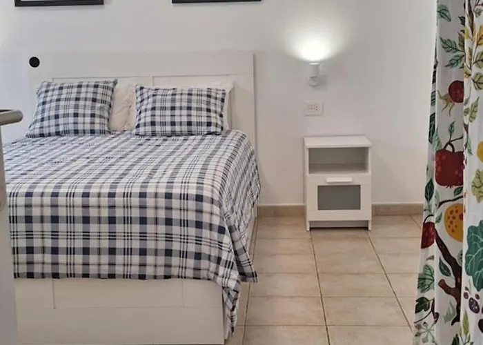 Familiar Con Piscina Con Wi Fi En Cristianos アパート